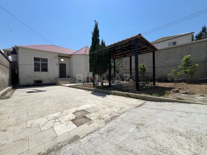 Satılır 3 otaqlı həyət evi/bağ evi 120 m², Saray q., photo 1 from 32