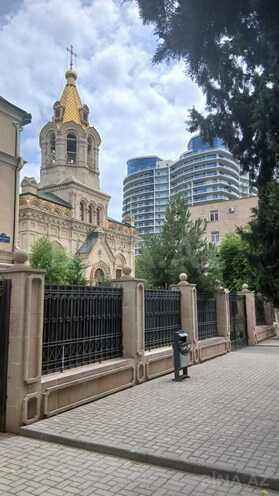 Satılır 3 otaqlı köhnə tikili 75 m², Yasamal r., photo 1 from 15