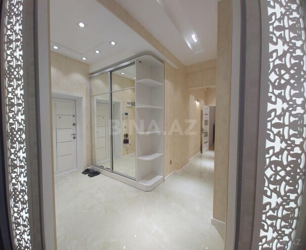 Сдаётся 3-комн. новостройка 120 м², м. Низами, photo 18 from 19