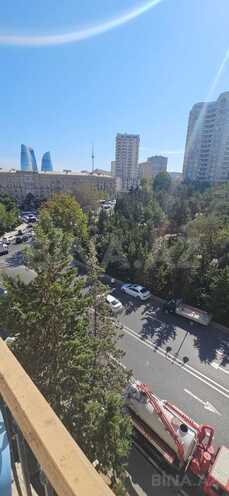 Продаётся 3-комн. вторичка 75 м², м. Ичеришехер, photo 16 from 24