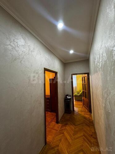 Продаётся 2-комн. вторичка 70 м², м. Гянджлик, photo 6 from 12