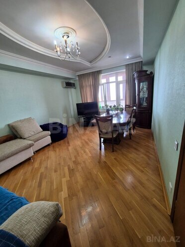 Продаётся 3-комн. новостройка 120 м², м. Насими, photo 1 from 14
