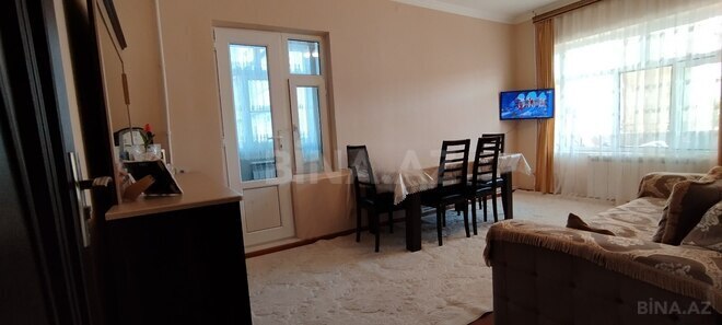 Продаётся 3-комн. вторичка 65 м², м. Халглар Достлугу, photo 1 from 13