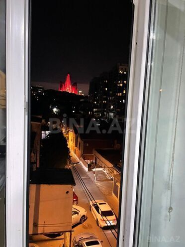 Satılır 2 otaqlı köhnə tikili 61 m², Bayıl q., photo 19 from 22