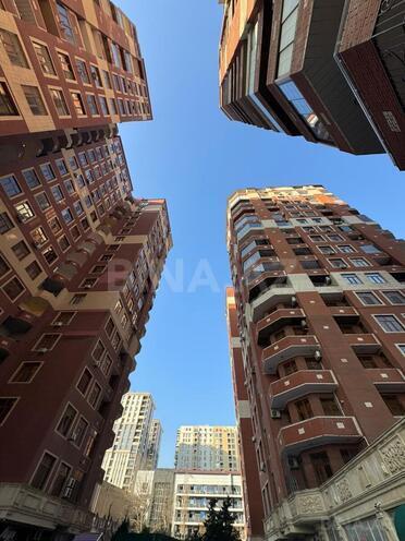 Продаётся 7-комн. новостройка 370 м², м. Низами, photo 1 from 25