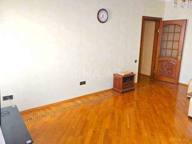 Продаётся 3-комн. новостройка 135 м², м. Низами, photo 3 from 13