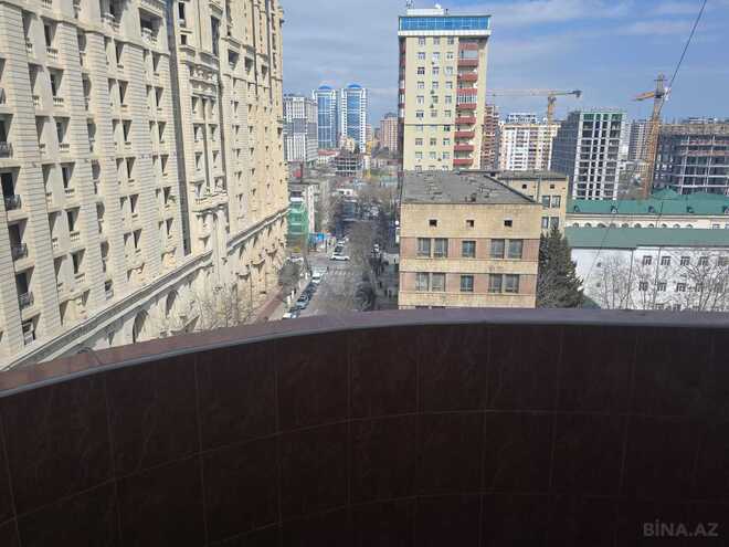 Продаётся 3-комн. новостройка 135 м², м. Низами, photo 12 from 13
