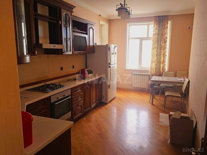 Продаётся 3-комн. новостройка 135 м², м. Низами, photo 6 from 13