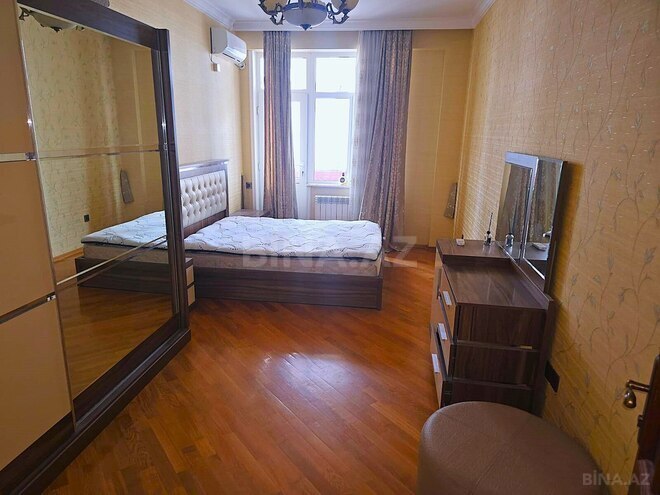 Продаётся 3-комн. новостройка 135 м², м. Низами, photo 4 from 13