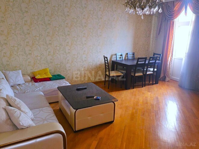 Продаётся 3-комн. новостройка 135 м², м. Низами, photo 1 from 13