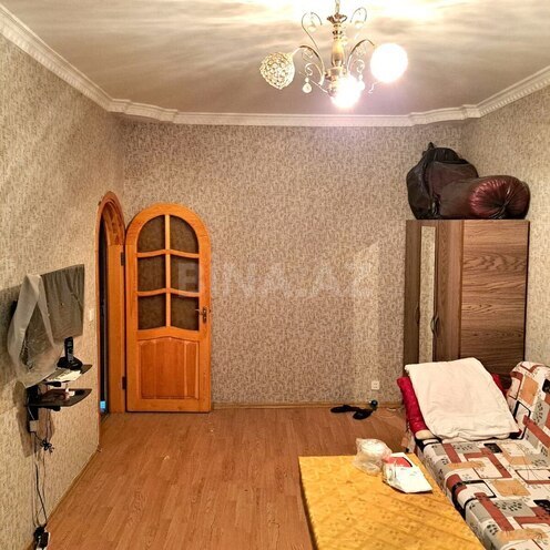 Продаётся 1-комн. вторичка 30 м², м. Мемар Аджеми, photo 1 from 9