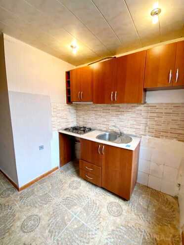 İcarəyə verilir 3 otaqlı köhnə tikili 70 m², Qara Qarayev m., photo 9 from 16