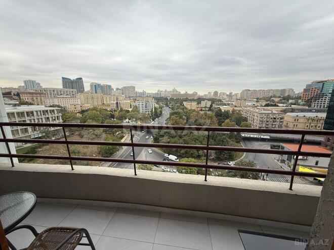 Продаётся 3-комн. новостройка 101 м², м. Низами, photo 12 from 27