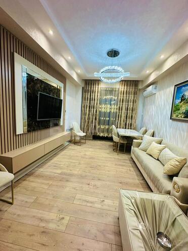 Сдаётся 2-комн. новостройка 70 м², м. Элмляр Академиясы, photo 1 from 16