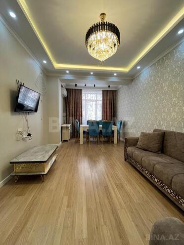 Сдаётся 3-комн. новостройка 120 м², м. Гянджлик, photo 1 from 21