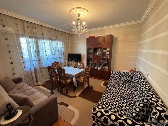 Satılır 2 otaqlı köhnə tikili 60 m², Əhmədli m., photo 1 from 6