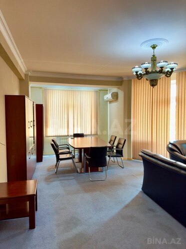 Продаётся 4-комн. новостройка 170 м², м. Элмляр Академиясы, photo 18 from 22