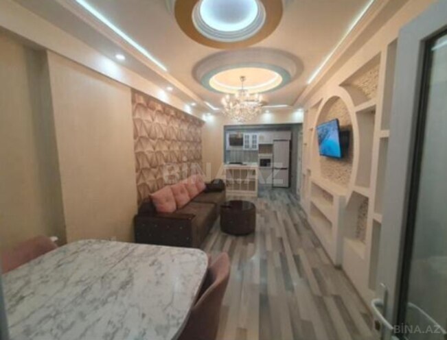 Сдаётся 2-комн. новостройка 60 м², photo 1 from 17