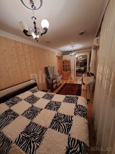 Продаётся 3-комн. вторичка 45 м², м. Халглар Достлугу, photo 8 from 12