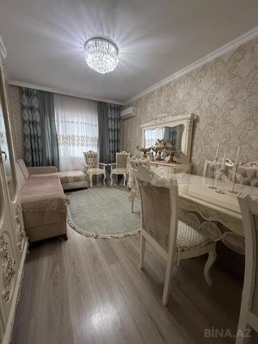 Продаётся 2-комн. вторичка 65 м², м. Ази Асланов, photo 1 from 15