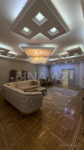 Продаётся 4-комн. новостройка 220 м², м. 28 мая, photo 1 from 11