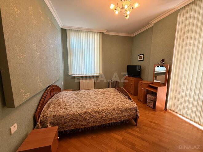 Продаётся 3-комн. новостройка 90 м², м. Элмляр Академиясы, photo 8 from 16