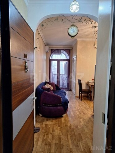 Продаётся 2-комн. новостройка 40 м², м. Кара Караев, photo 4 from 10
