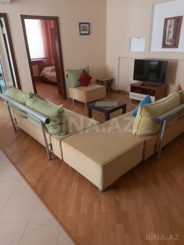 Продаётся 3-комн. новостройка 90 м², м. Элмляр Академиясы, photo 12 from 13