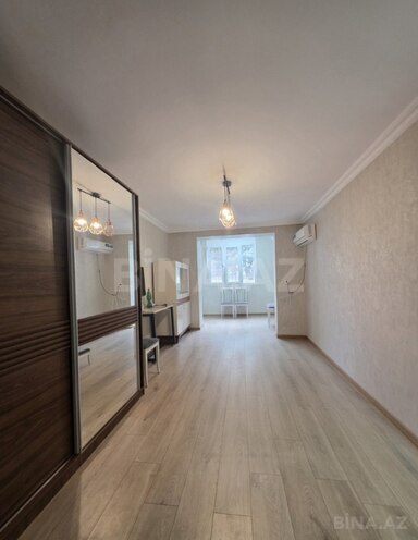 Satılır 2 otaqlı köhnə tikili 55 m², Elmlər Akademiyası m., photo 1 from 10