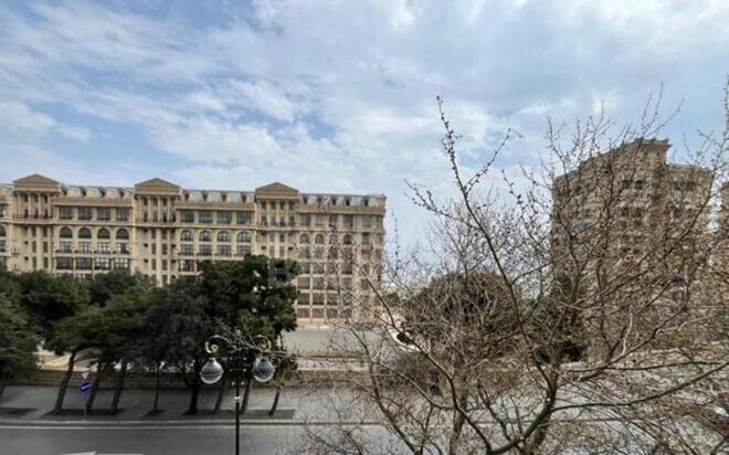İcarəyə verilir 3 otaqlı köhnə tikili 90 m², İçəri Şəhər m., photo 1 from 18