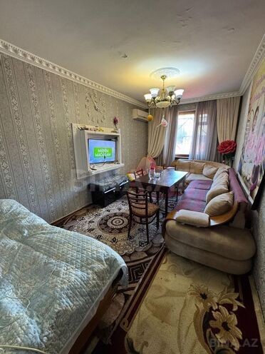 Satılır 3 otaqlı köhnə tikili 65 m², Əhmədli m., photo 1 from 11