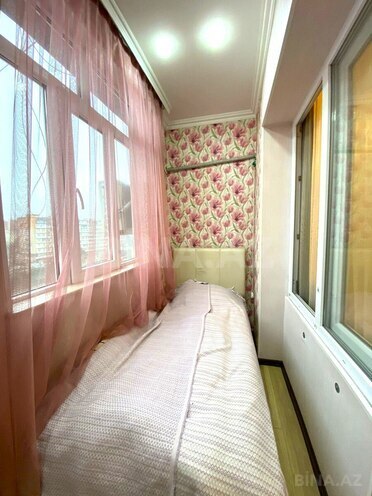 Продаётся 3-комн. вторичка 65 м², м. Халглар Достлугу, photo 7 from 13
