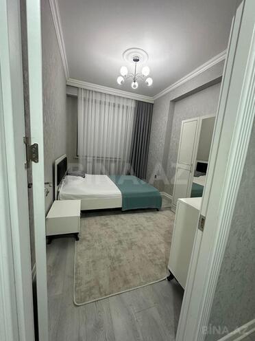 Сдаётся 2-комн. новостройка 70 м², м. Иншаатчылар, photo 1 from 14