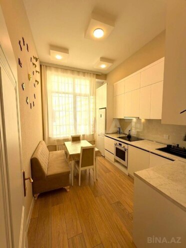 Продаётся 2-комн. новостройка 83 м², м. Кара Караев, photo 7 from 11