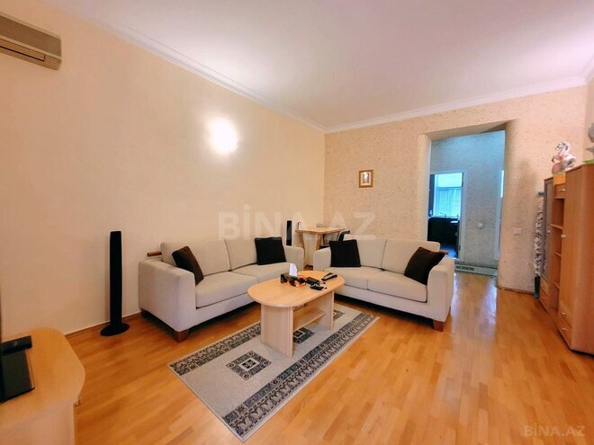 Satılır 2 otaqlı köhnə tikili 60.5 m², Sahil m., photo 4 from 12