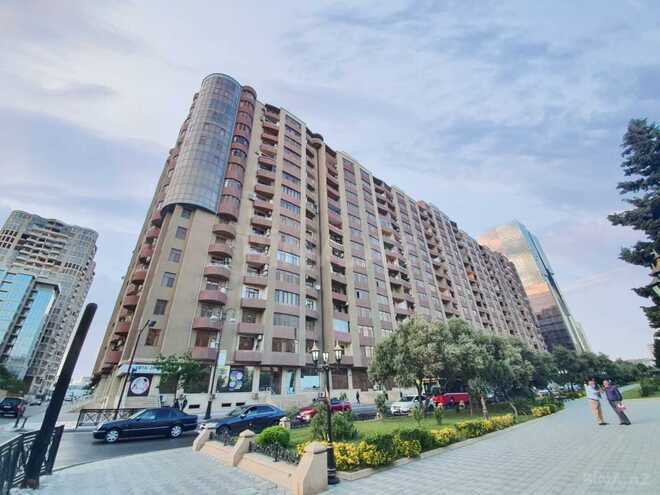 Сдаётся 3-комн. новостройка 145 м², м. Шах Исмаил Хатаи, photo 1 from 19