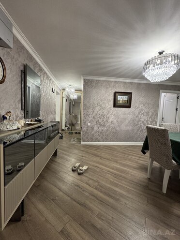 Satılır 4 otaqlı köhnə tikili 100 m², İnşaatçılar m., photo 16 from 22