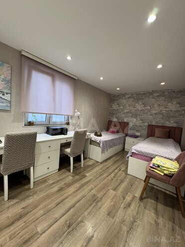 Satılır 4 otaqlı köhnə tikili 100 m², İnşaatçılar m., photo 12 from 22