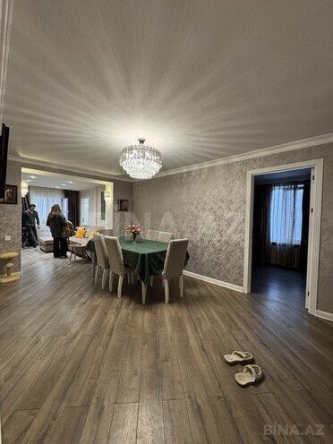 Satılır 4 otaqlı köhnə tikili 100 m², İnşaatçılar m., photo 13 from 22