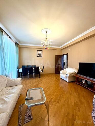 Продаётся 3-комн. новостройка 105 м², м. Элмляр Академиясы, photo 1 from 16