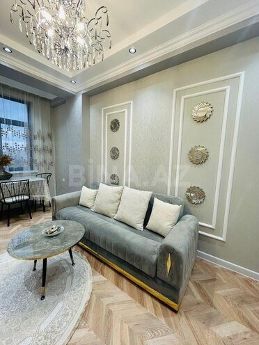 Продаётся 2-комн. новостройка 40 м², м. Кара Караев, photo 3 from 12