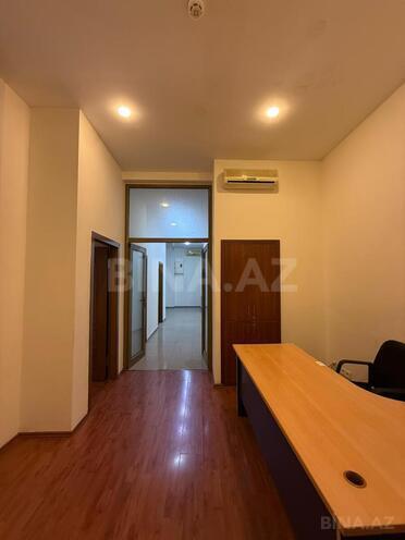 Сдаётся 7-комн. офис 205 м², м. Иншаатчылар, photo 18 from 30