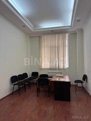 Сдаётся 7-комн. офис 205 м², м. Иншаатчылар, photo 13 from 30