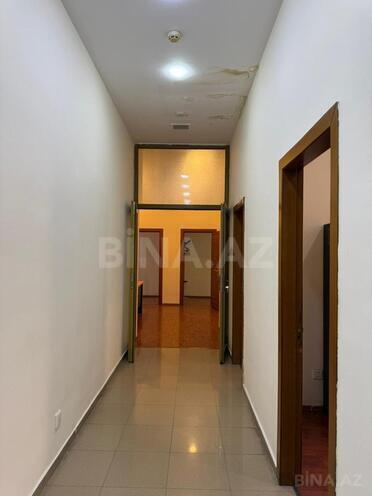 Сдаётся 7-комн. офис 205 м², м. Иншаатчылар, photo 22 from 30