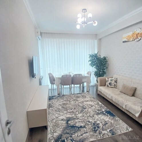 Сдаётся 2-комн. новостройка 65 м², м. 20 января, photo 1 from 13