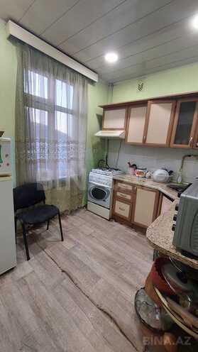 Satılır 2 otaqlı köhnə tikili 66 m², Bakıxanov q., photo 1 from 10