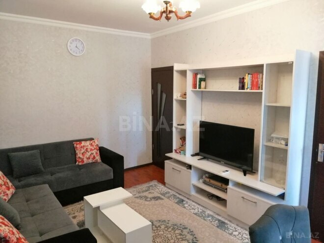 Продаётся 2-комн. вторичка 40 м², м. Иншаатчылар, photo 4 from 13
