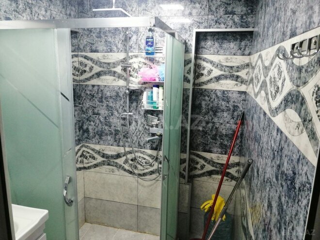 Продаётся 2-комн. вторичка 40 м², м. Иншаатчылар, photo 10 from 13