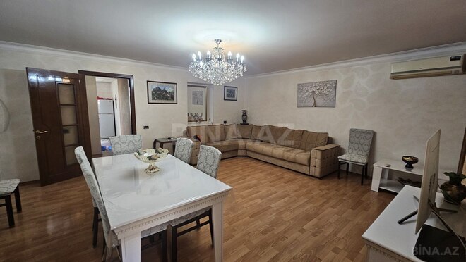 Продаётся 3-комн. вторичка 70 м², м. Нариман Нариманов, photo 7 from 30