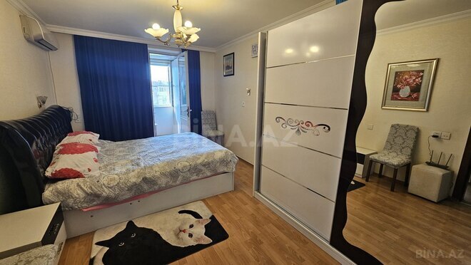 Продаётся 3-комн. вторичка 70 м², м. Нариман Нариманов, photo 18 from 30
